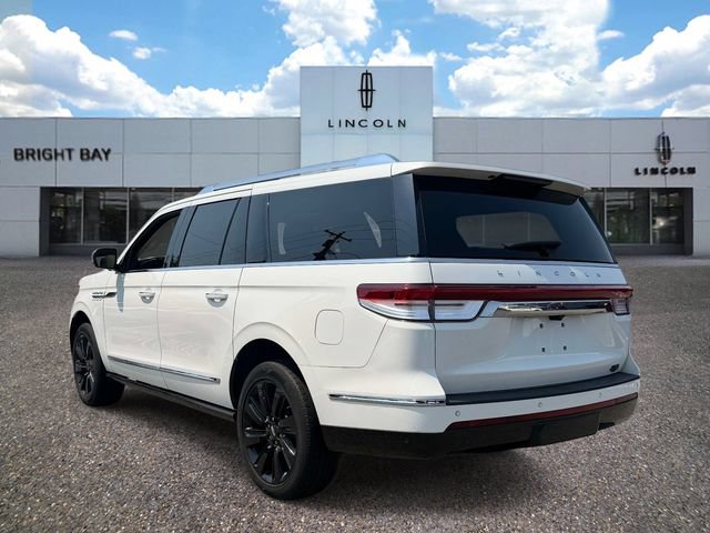 Certified 2022 Lincoln Navigator L Reserve AWD/4WD image 4
