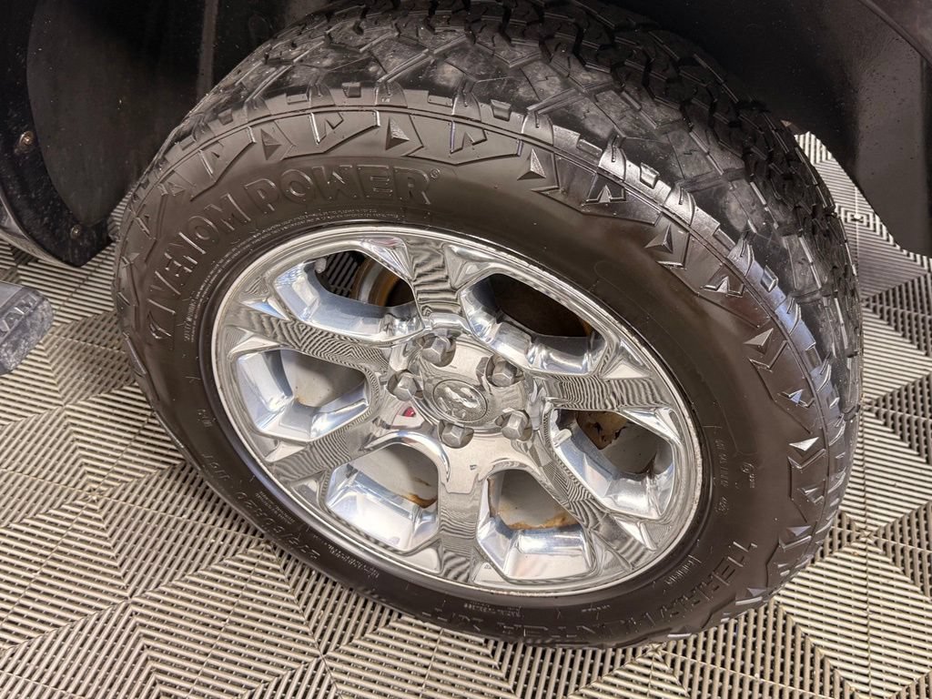 Used 2015 RAM 1500 Laramie w/ Convenience Group AWD/4WD image 15
