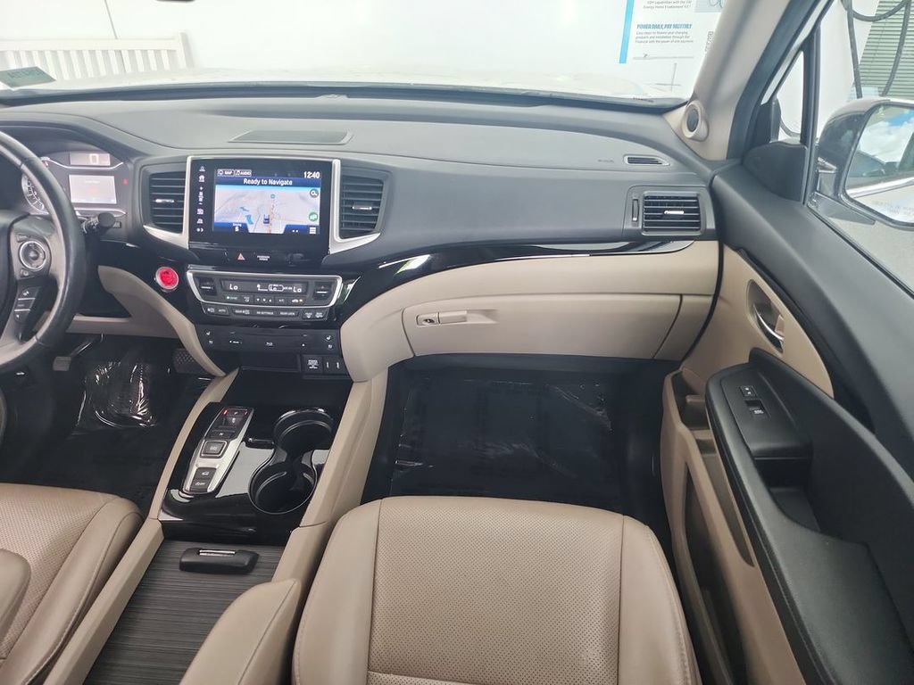 Used 2018 Honda Pilot Elite image 28