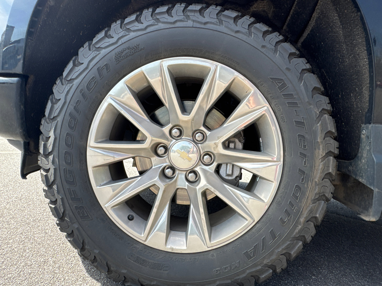 Used 2022 Chevrolet Silverado 1500 High Country w/ High Country Premium Package image 14