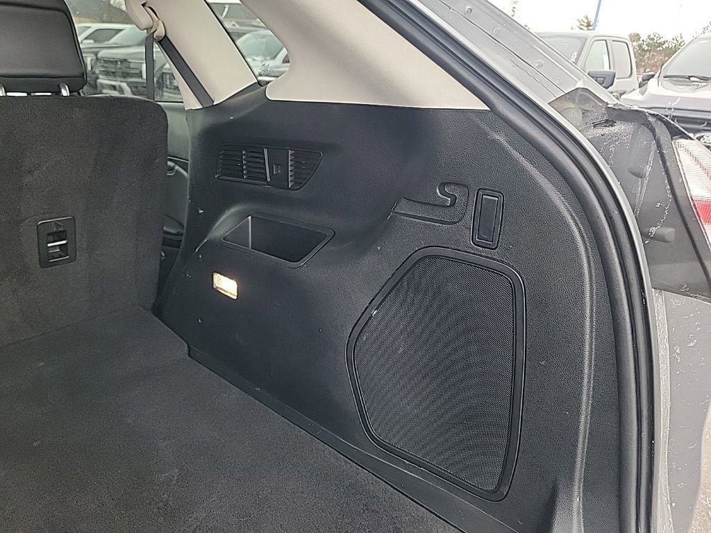 Used 2022 Ford Edge Titanium image 22