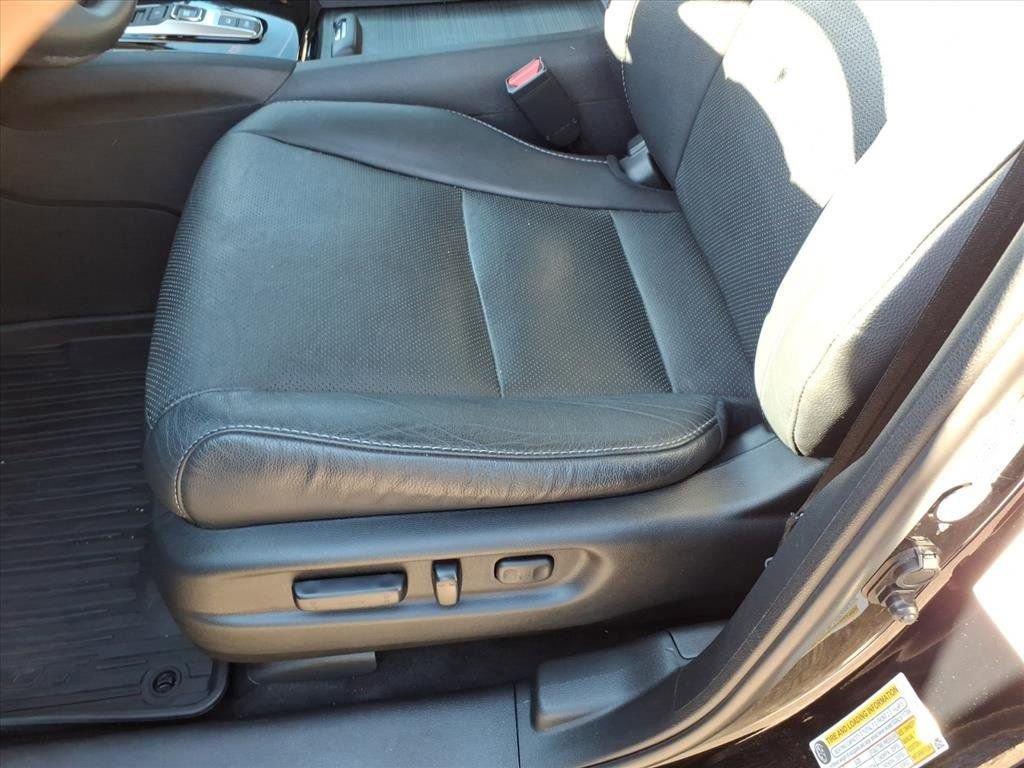 Used 2021 Honda Pilot Elite image 22