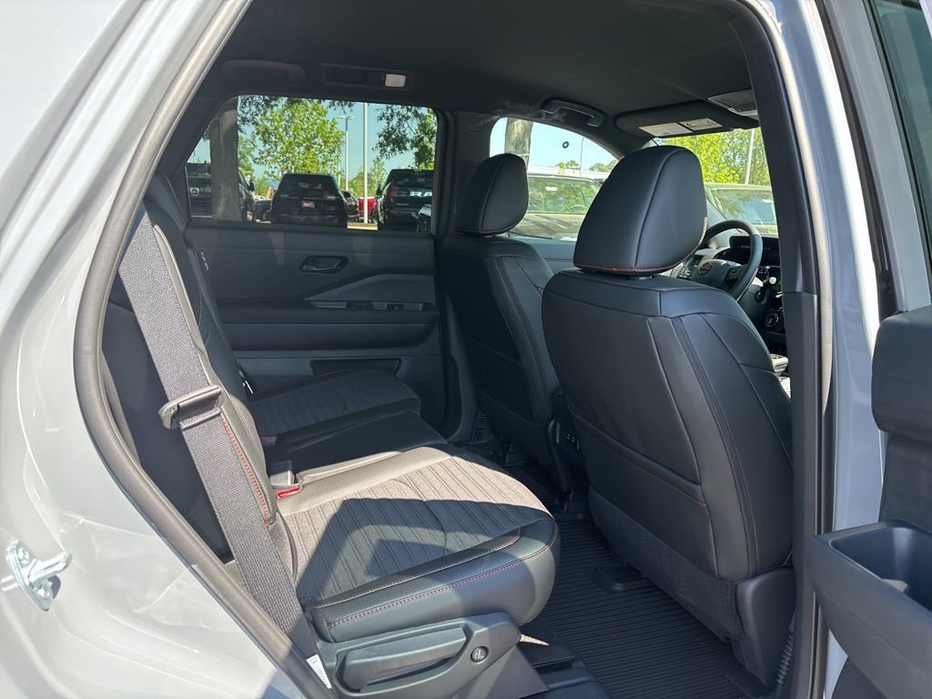 New 2026 Nissan Pathfinder Rock Creek image 19