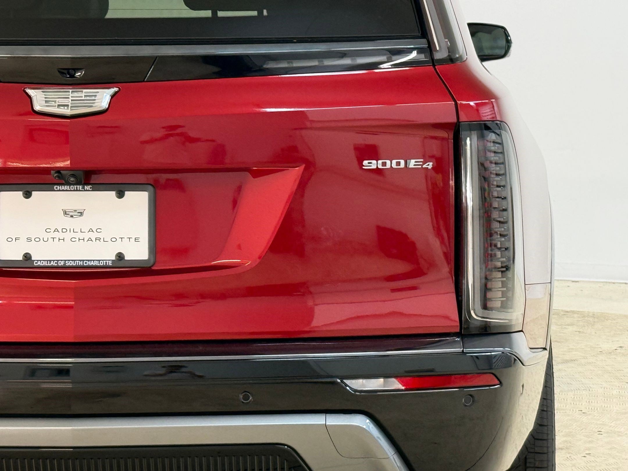 New 2026 Cadillac Vistiq Sport image 13