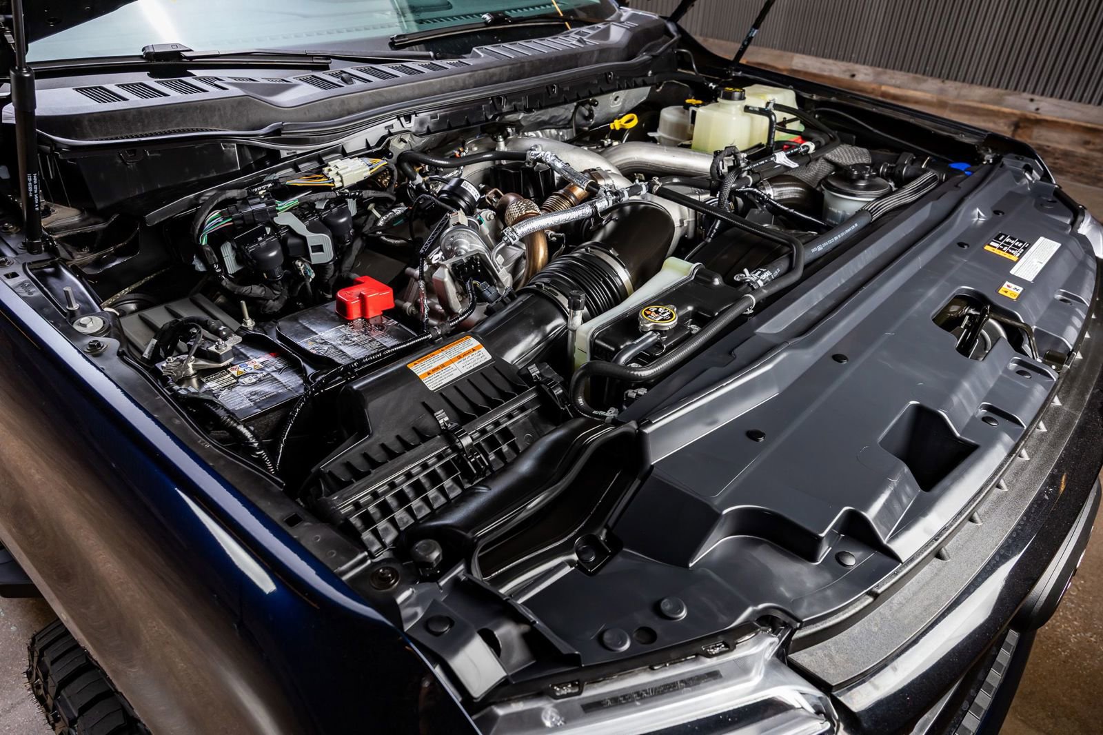 Used 2025 Ford F350 Lariat w/ Black Appearance Package image 41