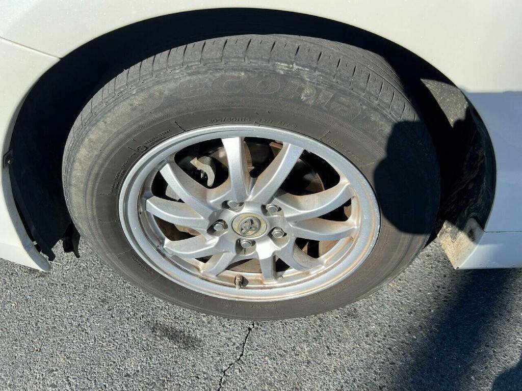 Used 2013 Toyota Prius V Two FWD image 10