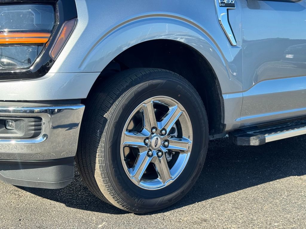 Used 2025 Ford F150 XLT w/ Equipment Group 301A Standard image 9