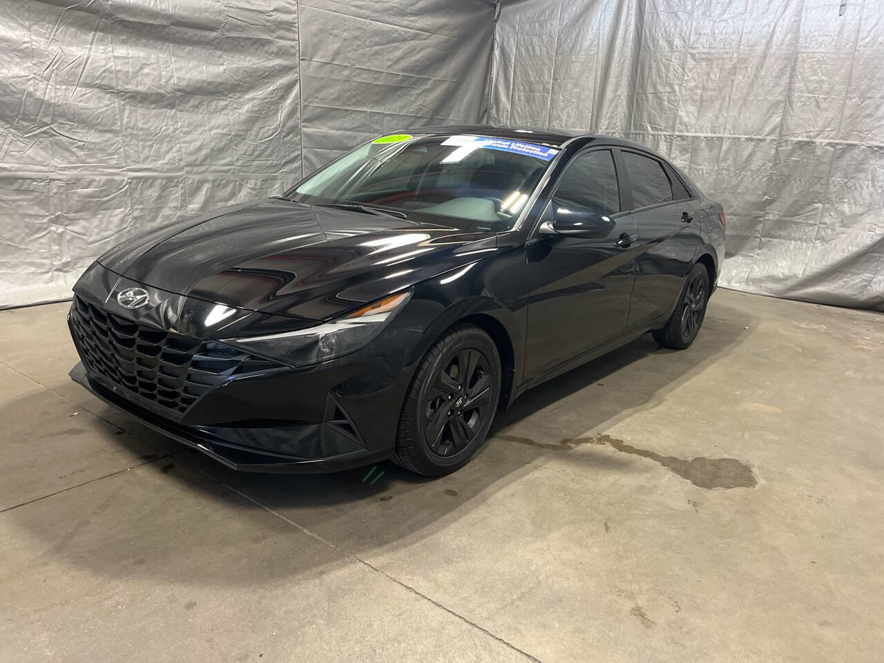 Used 2023 Hyundai Elantra SEL FWD image 3