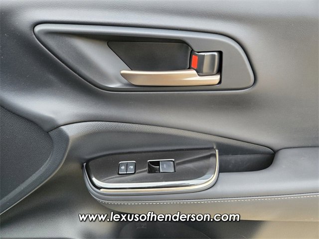 Used 2025 Toyota Crown Signia image 19