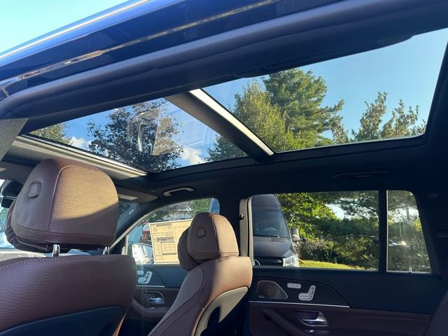 New 2026 Mercedes-Benz GLS 450 4MATIC image 38