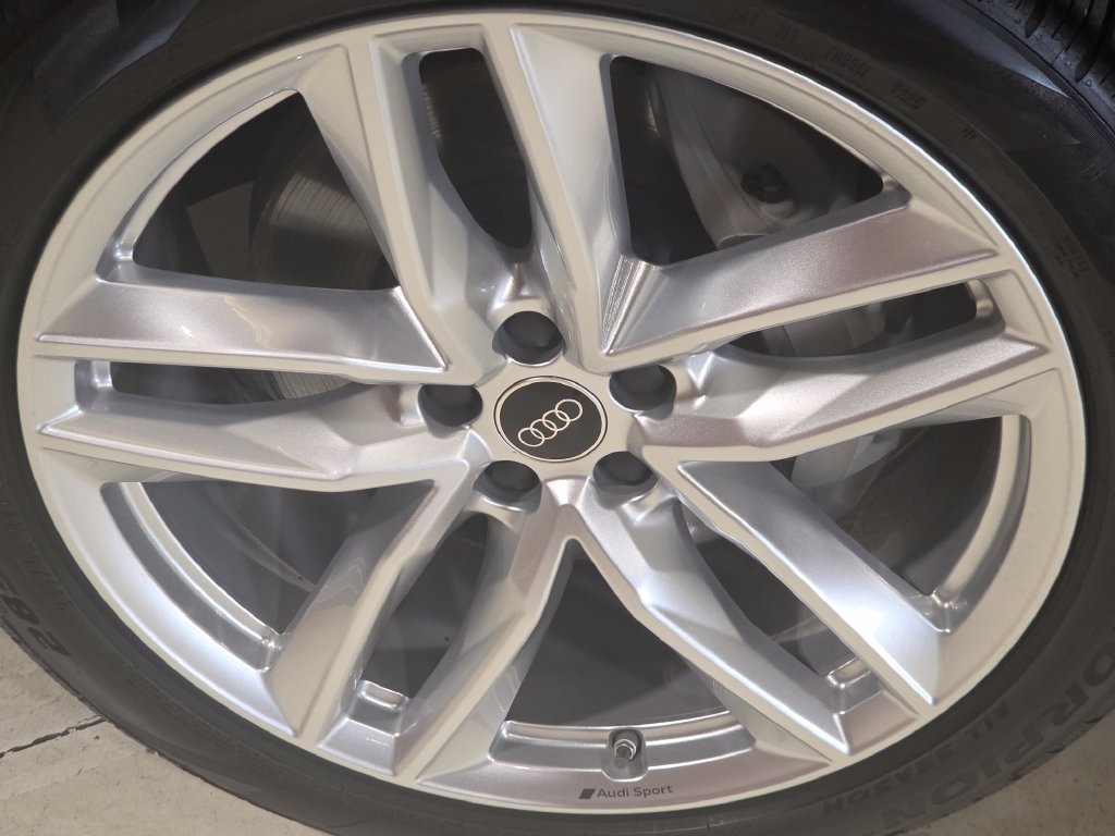 Certified 2025 Audi Q7 3.0T Premium Plus w/ Premium Plus Package AWD/4WD image 8