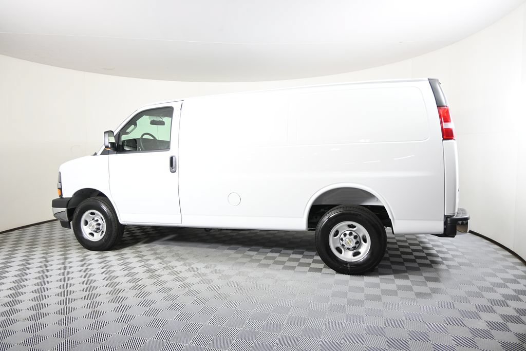 New 2026 Chevrolet Express 3500 w/ Driver Convenience Package RWD image 3