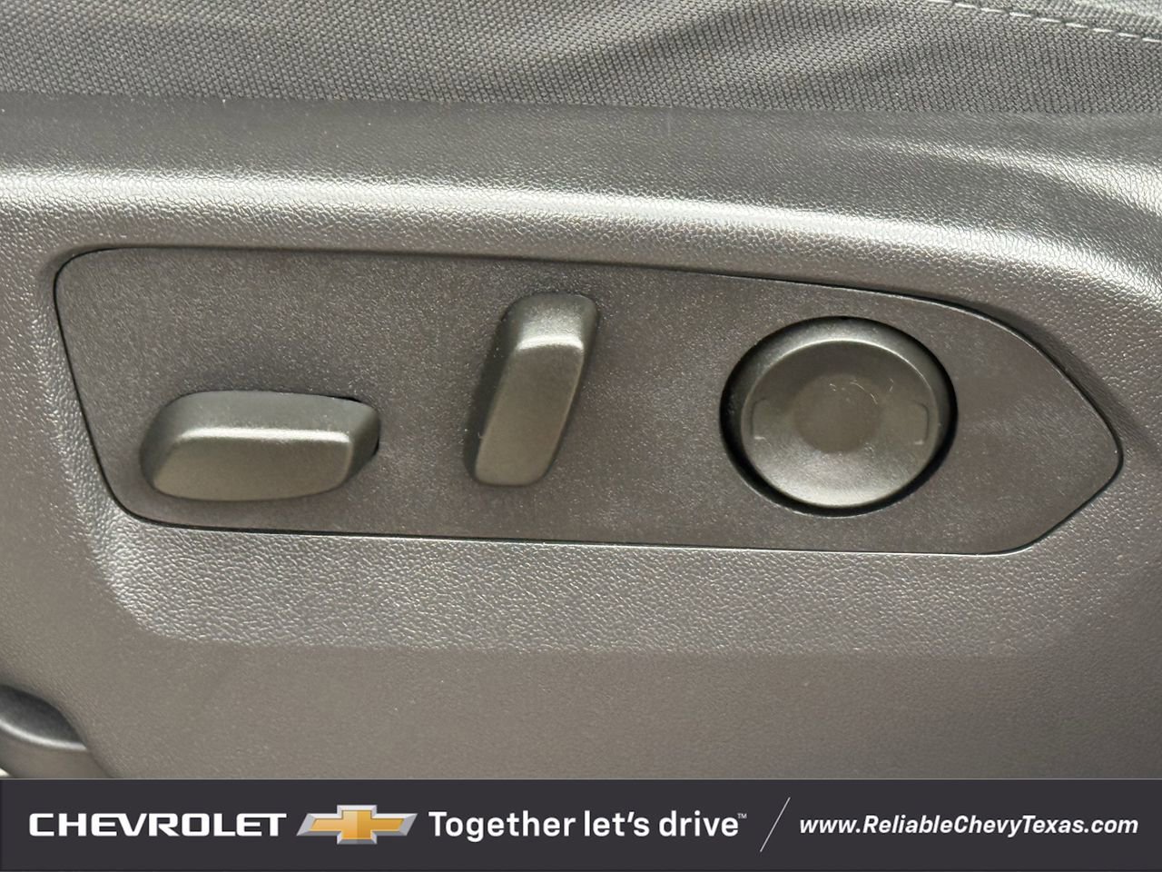 Used 2025 Chevrolet Silverado 1500 Custom Trail Boss image 32