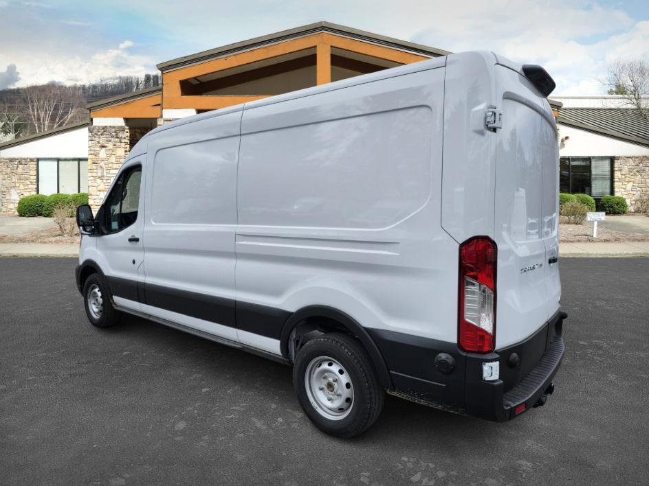 New 2024 Ford Transit 250 148 Medium Roof w/ Load Area Protection Package image 5