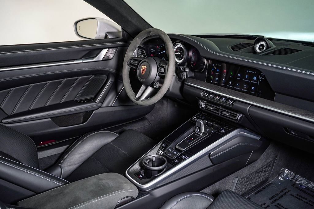 Certified 2025 Porsche 911 Turbo S AWD/4WD image 15