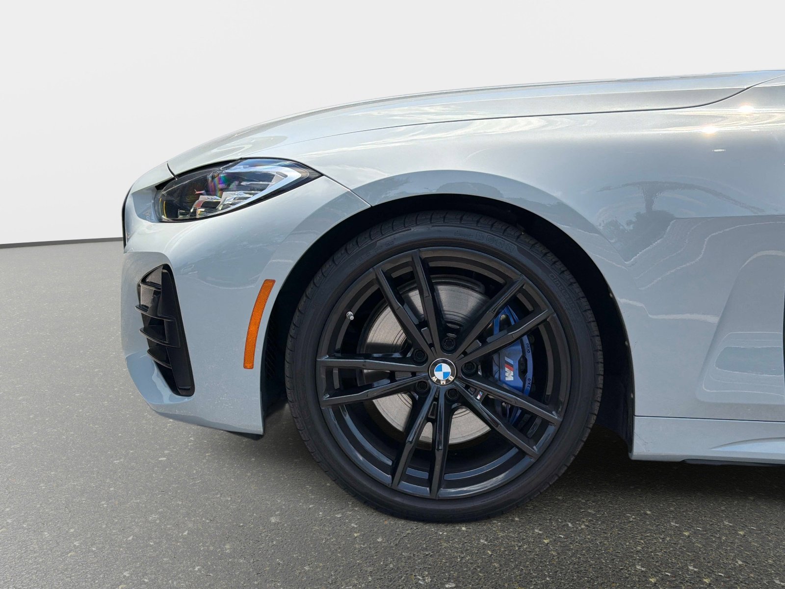 Used 2024 BMW M440i Coupe w/ Premium Package RWD image 13