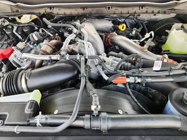 Used 2026 Ford F250 Platinum AWD/4WD image 32