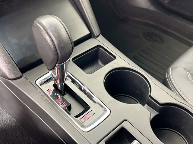 Used 2019 Subaru Outback 2.5i Limited AWD/4WD image 16