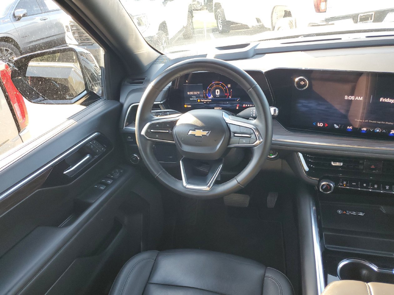 Used 2025 Chevrolet Tahoe LT RWD image 11