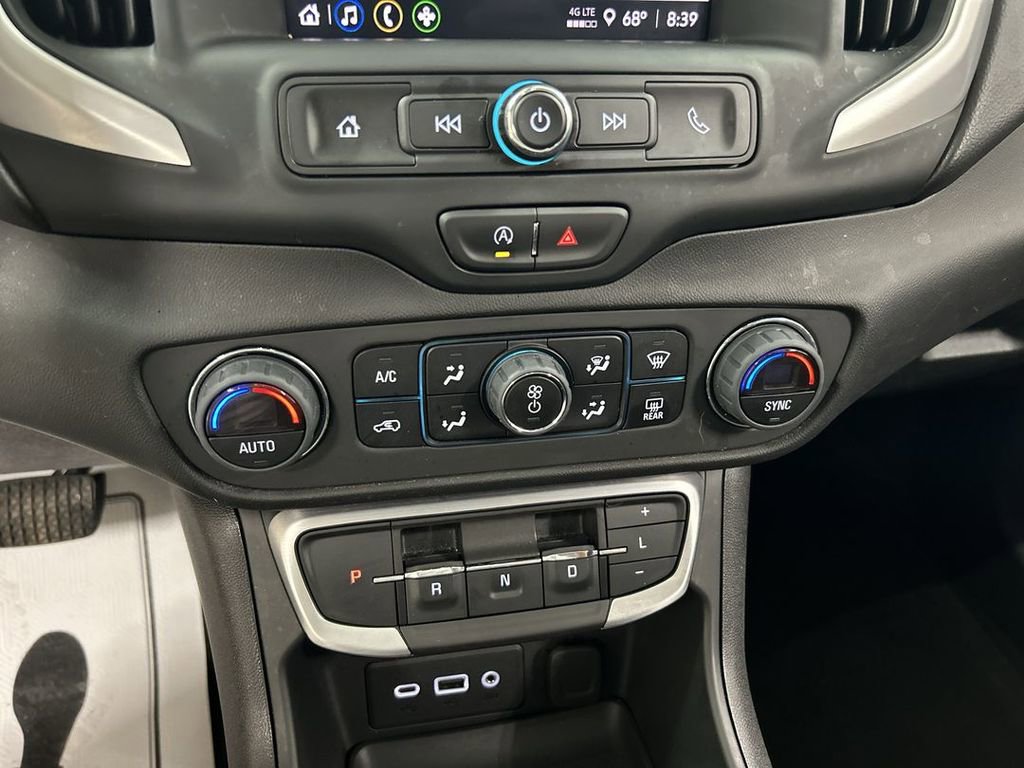 Certified 2024 GMC Terrain SLE w/ Driver Convenience Package AWD/4WD image 16