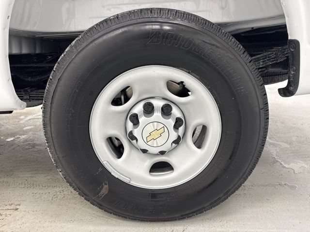 New 2026 Chevrolet Express 3500 Extended w/ Driver Convenience Package RWD image 30