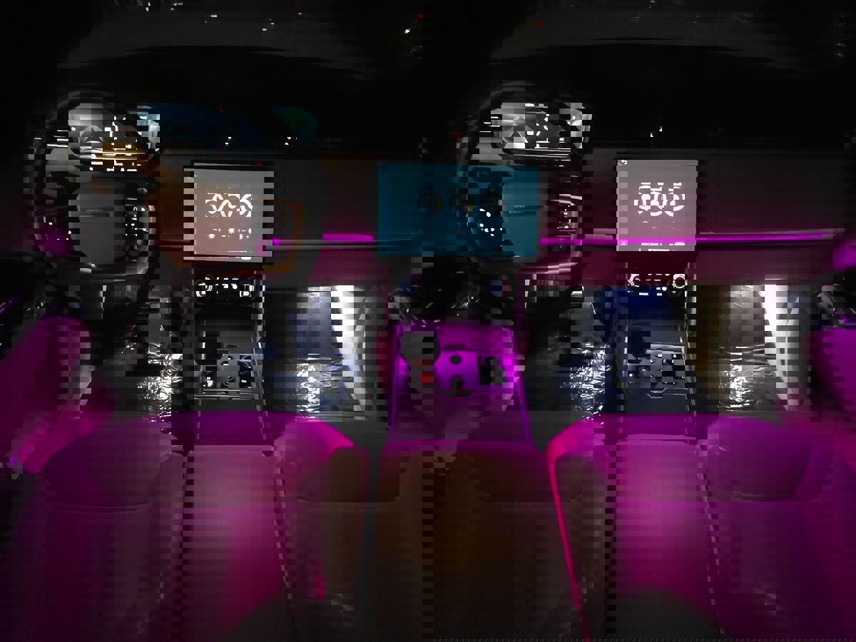 Used 2023 Land Rover Range Rover SE image 62