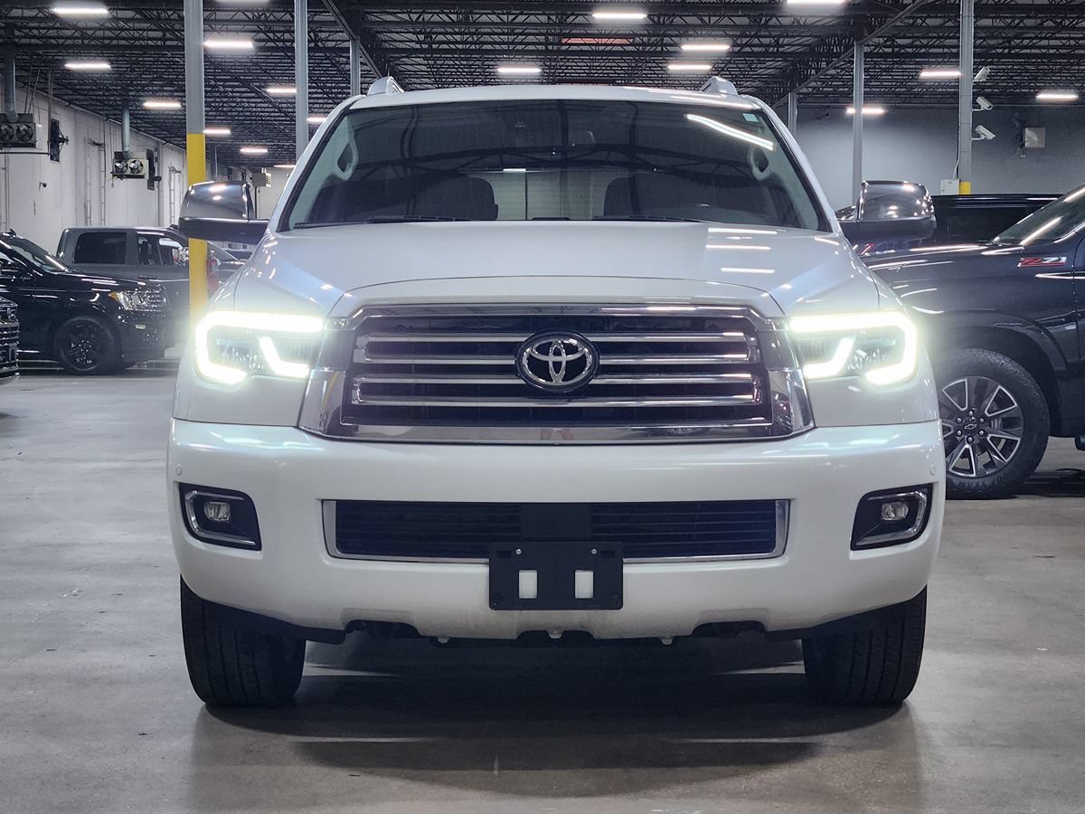 Used 2019 Toyota Sequoia Platinum RWD image 2