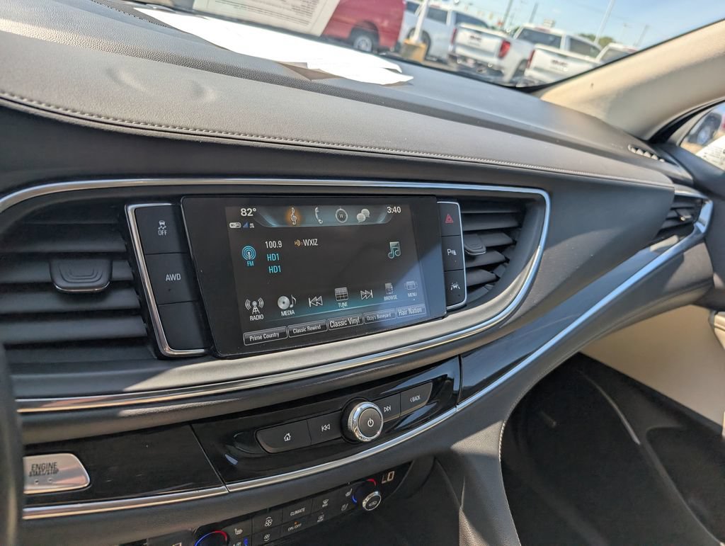 Used 2018 Buick Enclave Premium AWD/4WD image 19