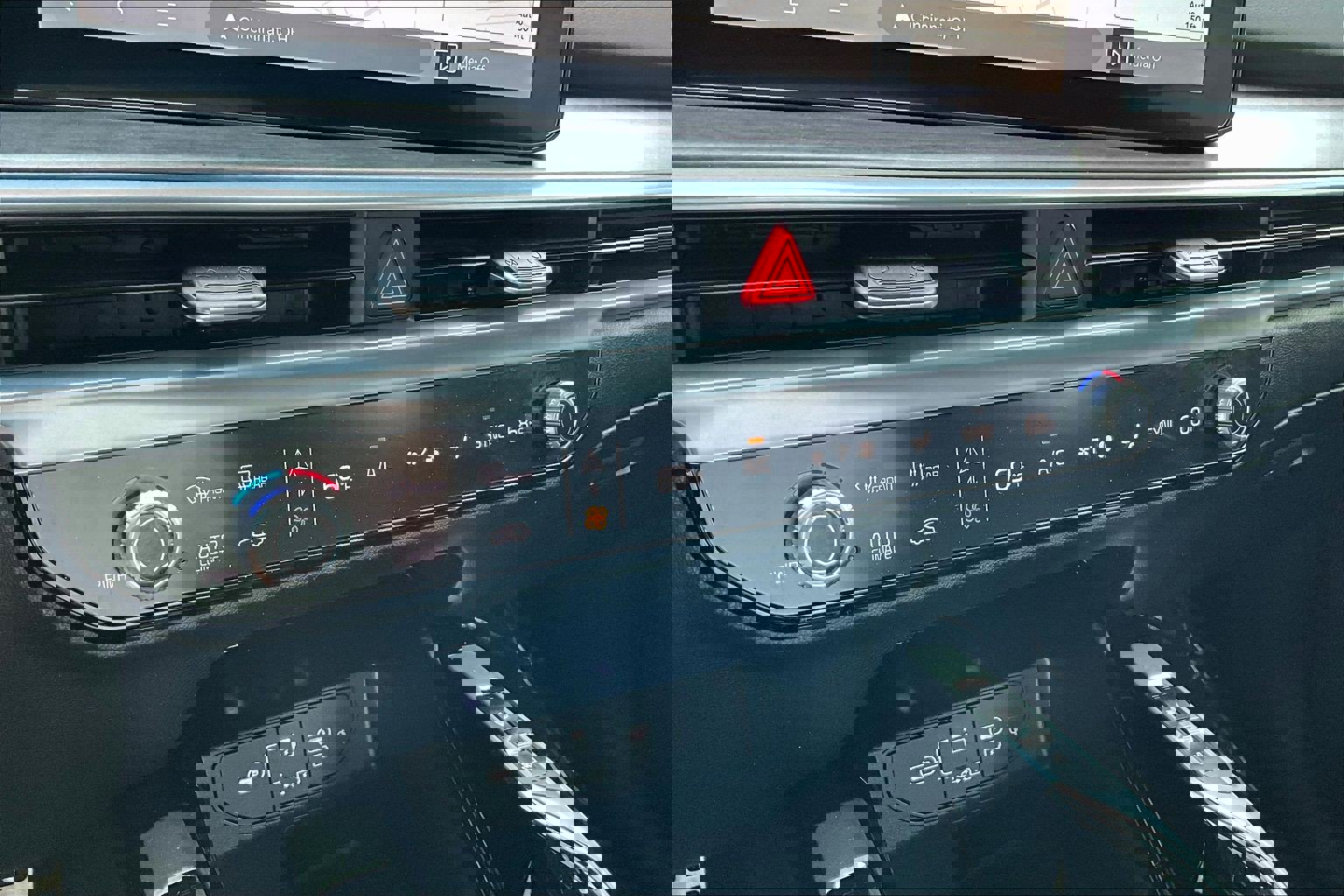 Certified 2024 Kia Sorento SX AWD/4WD image 15