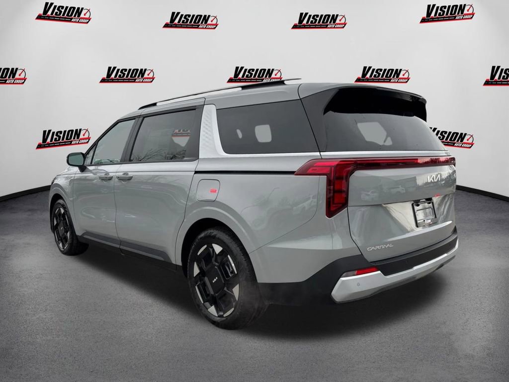 New 2026 Kia Carnival EX FWD image 7