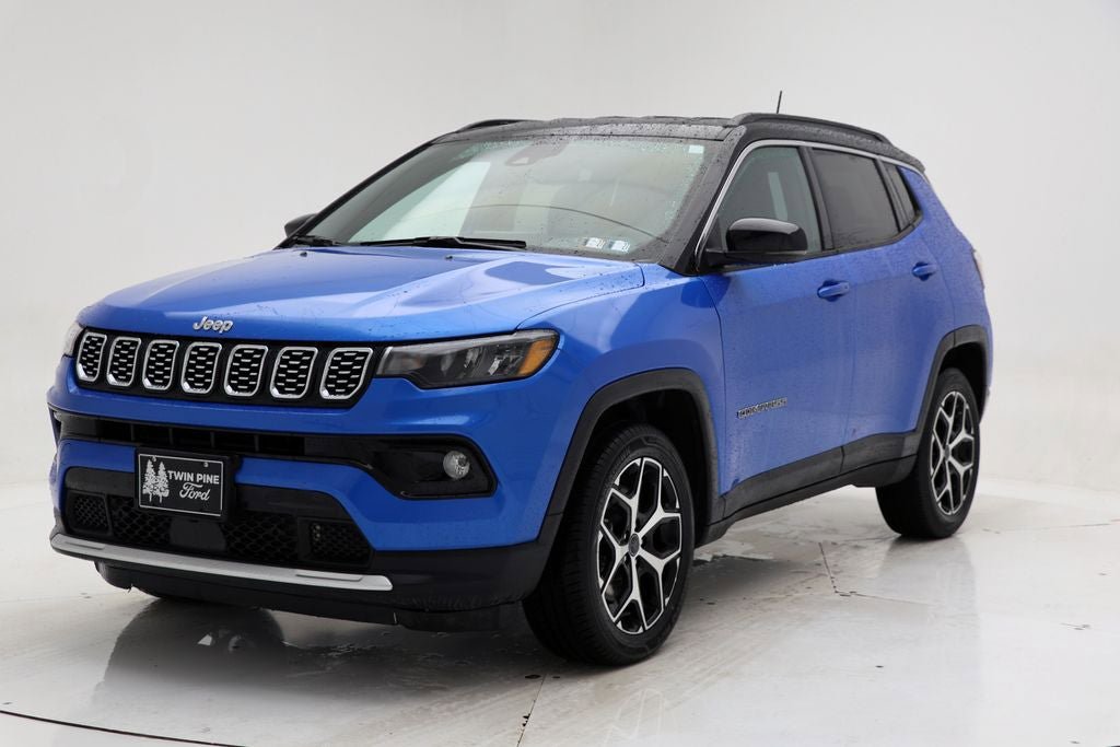 Used 2025 Jeep Compass Limited AWD/4WD image 2