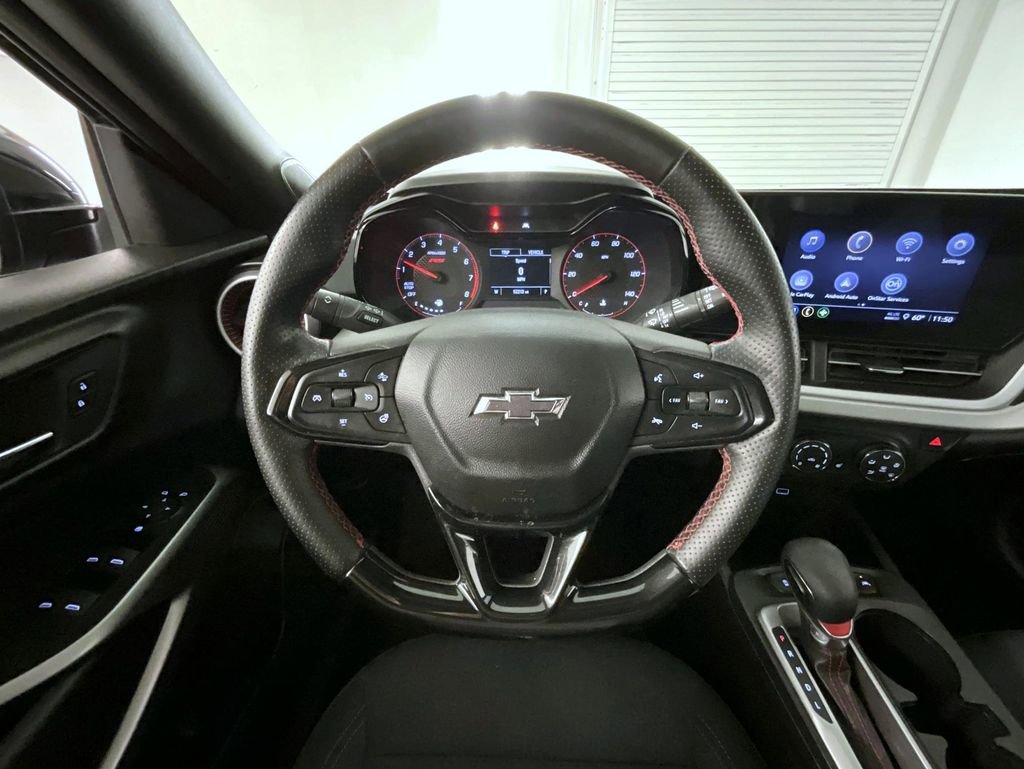 Certified 2024 Chevrolet Trax RS w/ Sunroof Package image 11