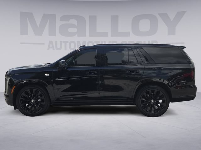 Used 2025 Cadillac Escalade Sport Platinum w/ LPO, ONYX Package AWD/4WD image 2
