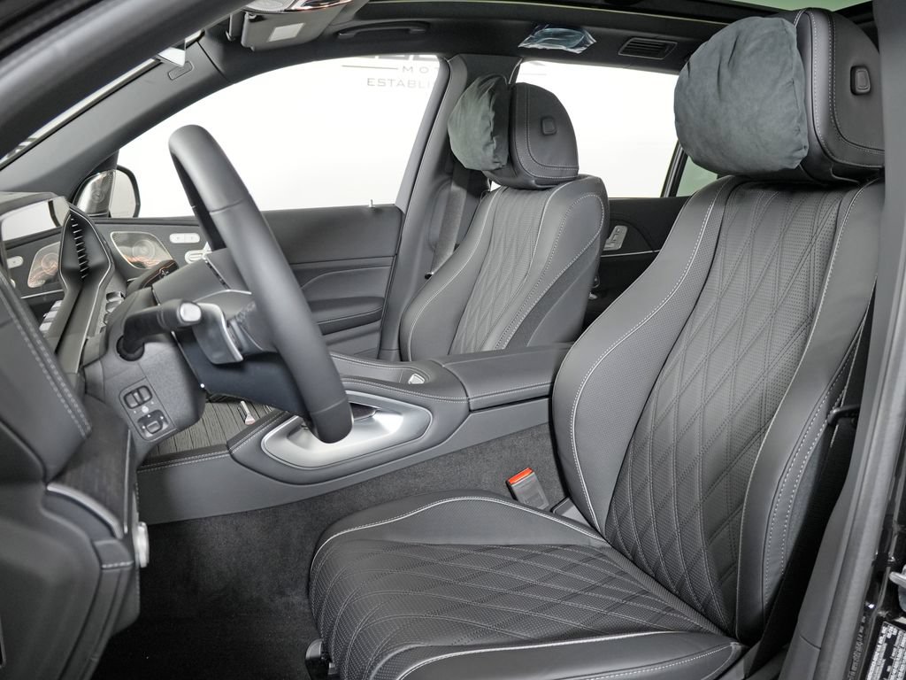 New 2026 Mercedes-Benz Maybach GLS 600 4MATIC image 11