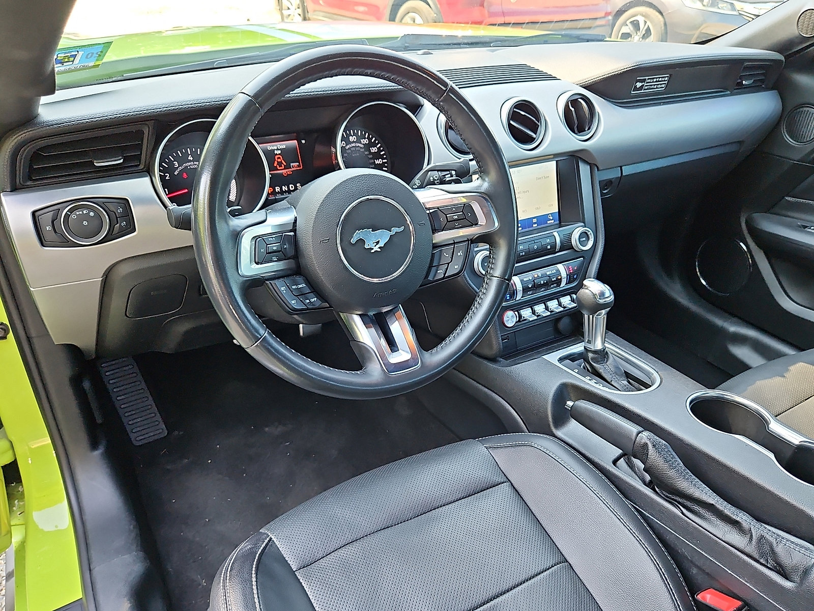 Used 2020 Ford Mustang Premium RWD image 21
