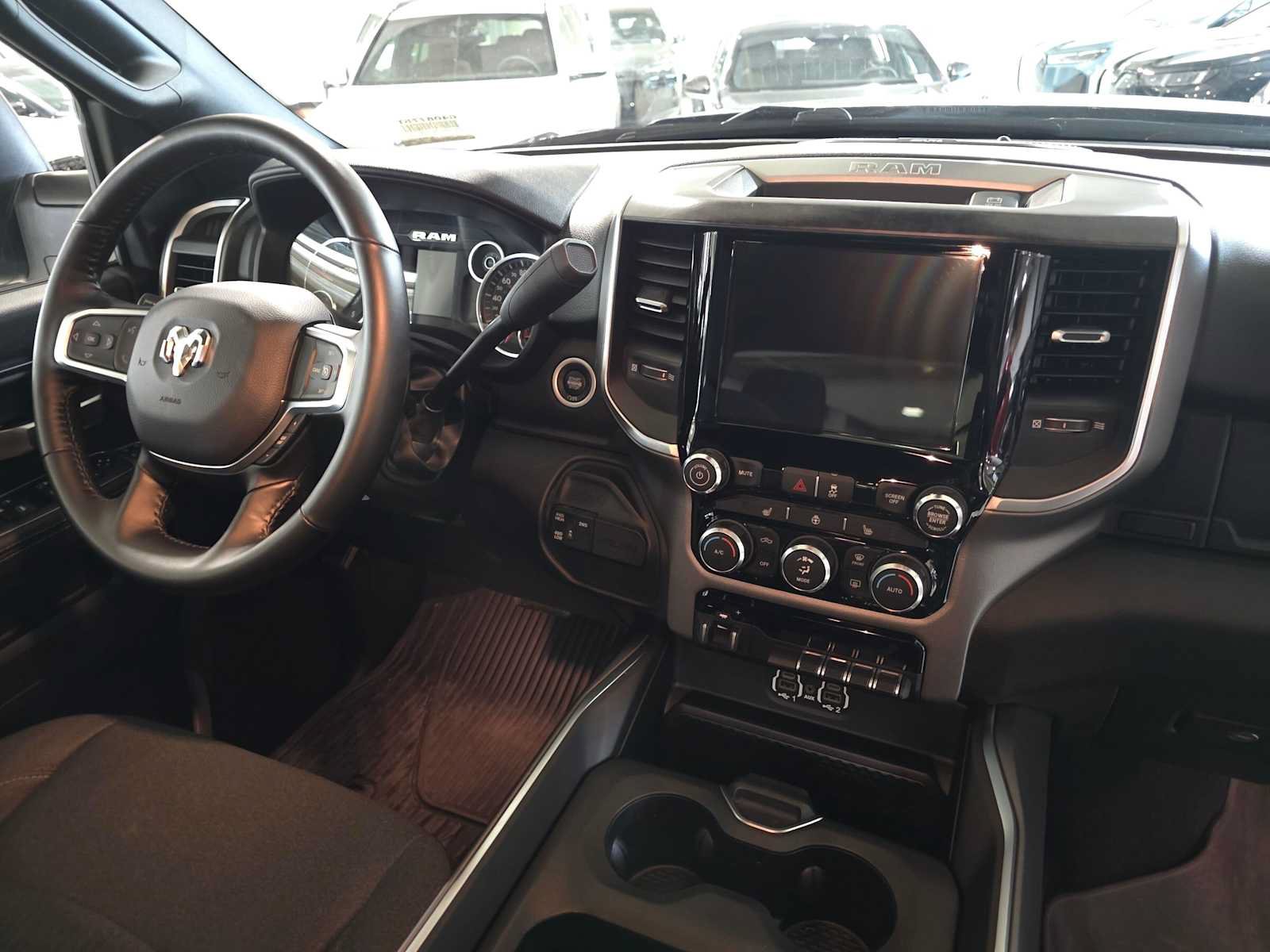 Used 2024 RAM 3500 Big Horn w/ Sport Appearance Package AWD/4WD image 11