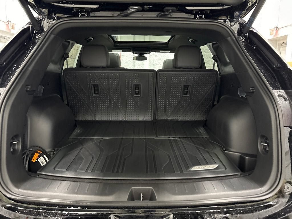 New 2026 Chevrolet Blazer RS w/ LPO, Floor Liner Package AWD/4WD image 36