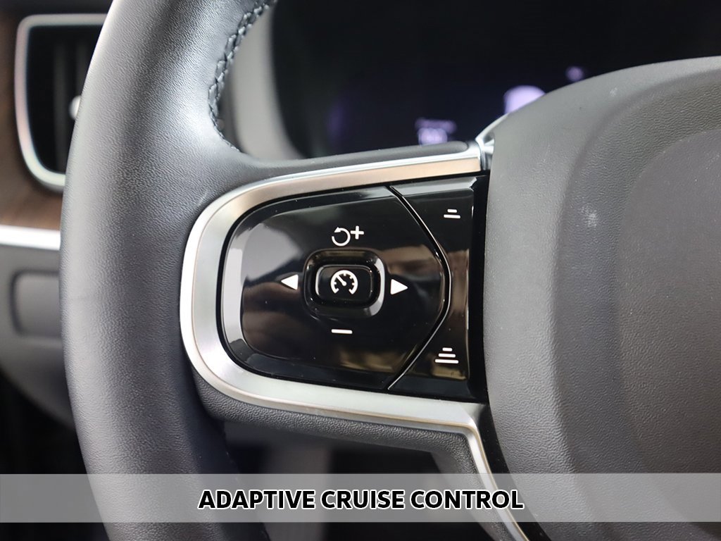 Used 2023 Volvo XC60 B5 Plus w/ Climate Package image 5