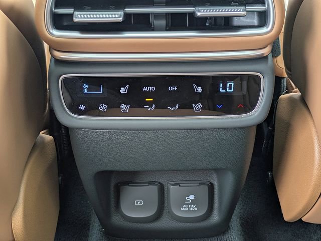 Used 2025 Genesis GV80 3.5T Prestige AWD/4WD image 15