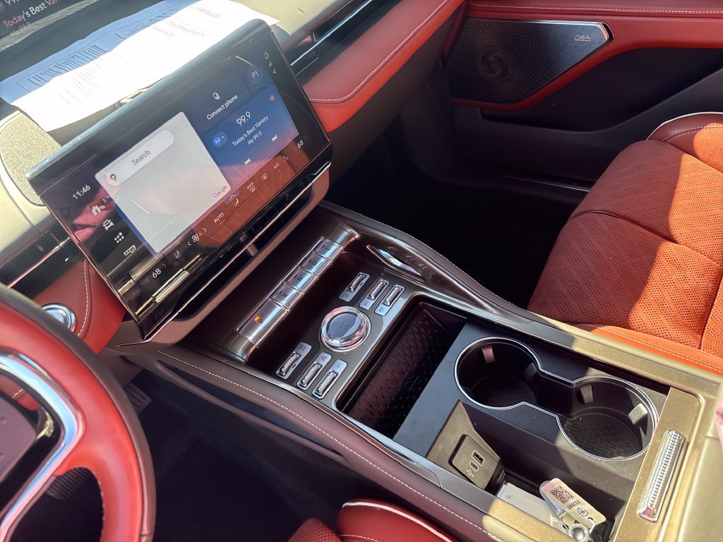 Certified 2024 Lincoln Nautilus Black Label AWD/4WD image 17