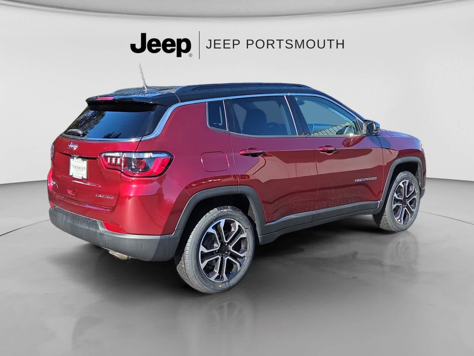 Used 2022 Jeep Compass Limited w/ Sun and Sound Group AWD/4WD image 7