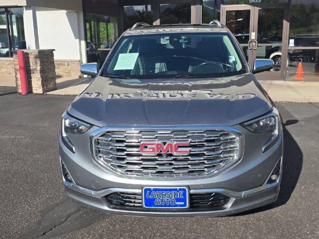 Used 2020 GMC Terrain Denali w/ Denali Premium Package AWD/4WD image 4