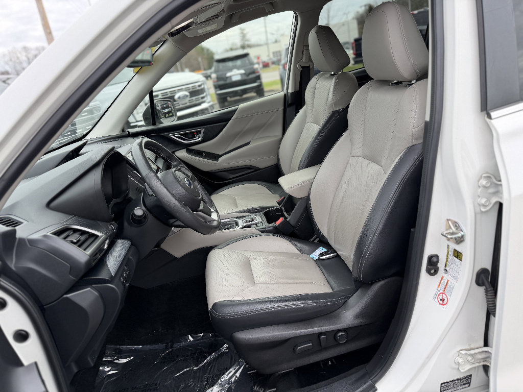 Used 2019 Subaru Forester Limited image 12