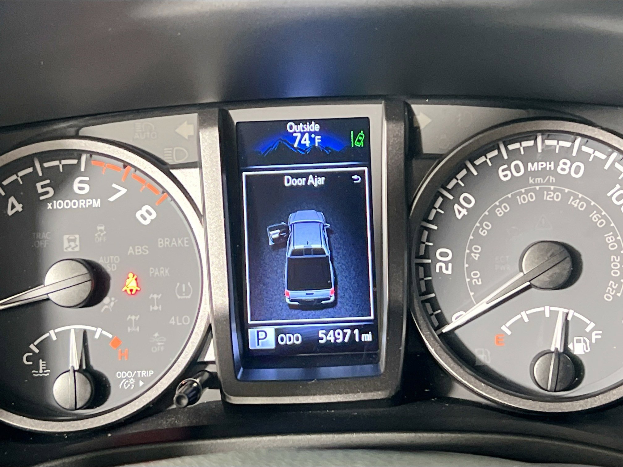 Used 2021 Toyota Tacoma TRD Off-Road image 23