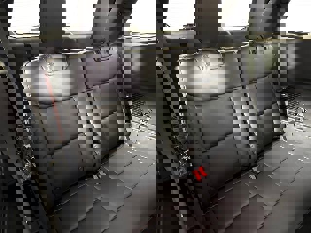 New 2026 Ford Explorer ST-Line AWD/4WD image 15