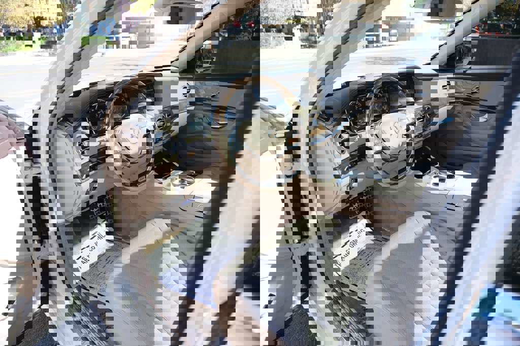 Used 2015 Mercedes-Benz S 550 Sedan image 16