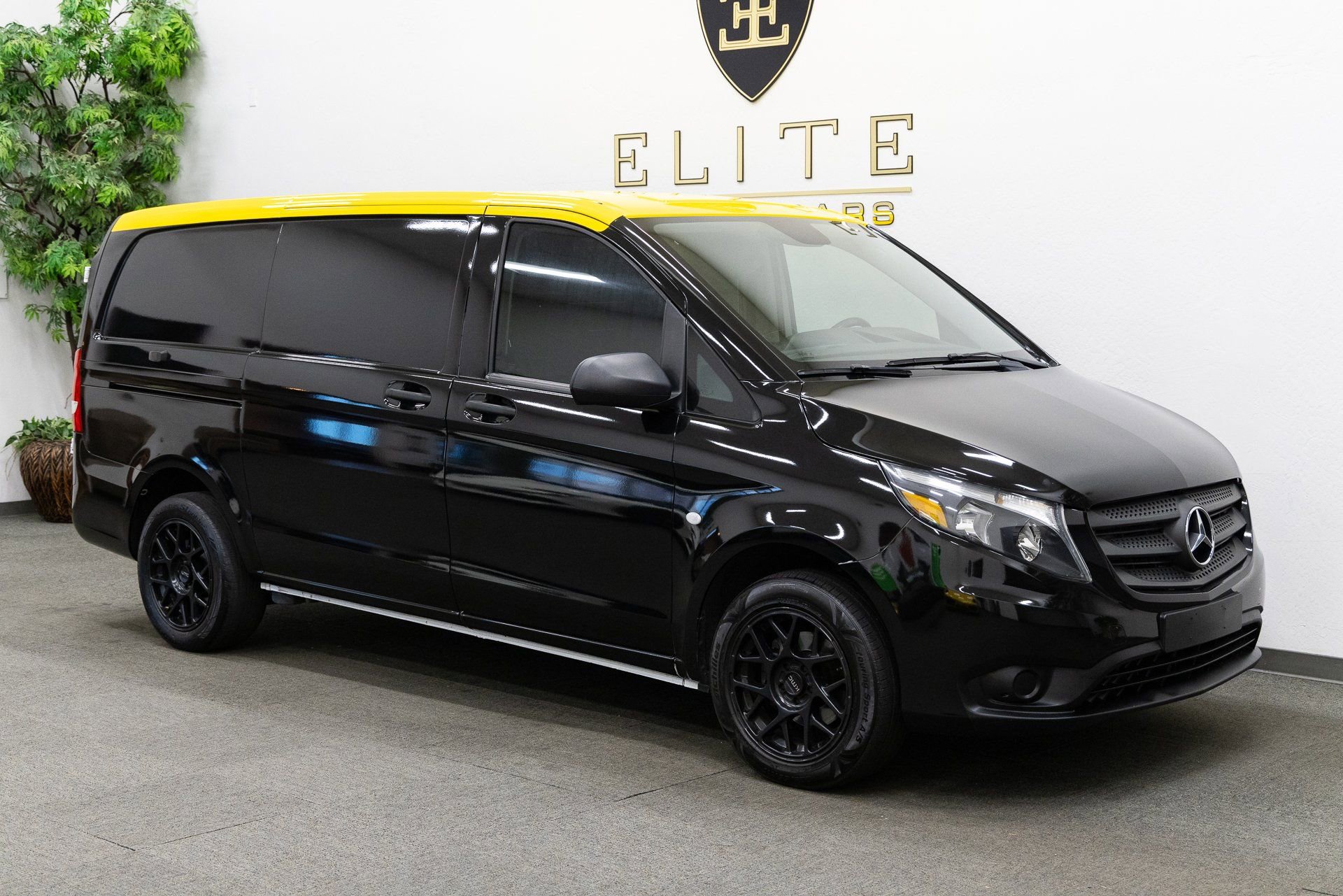 Used 2018 Mercedes-Benz Metris w/ Eco Stop/Start Package image 7