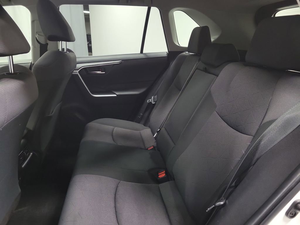 Used 2019 Toyota RAV4 XLE image 22