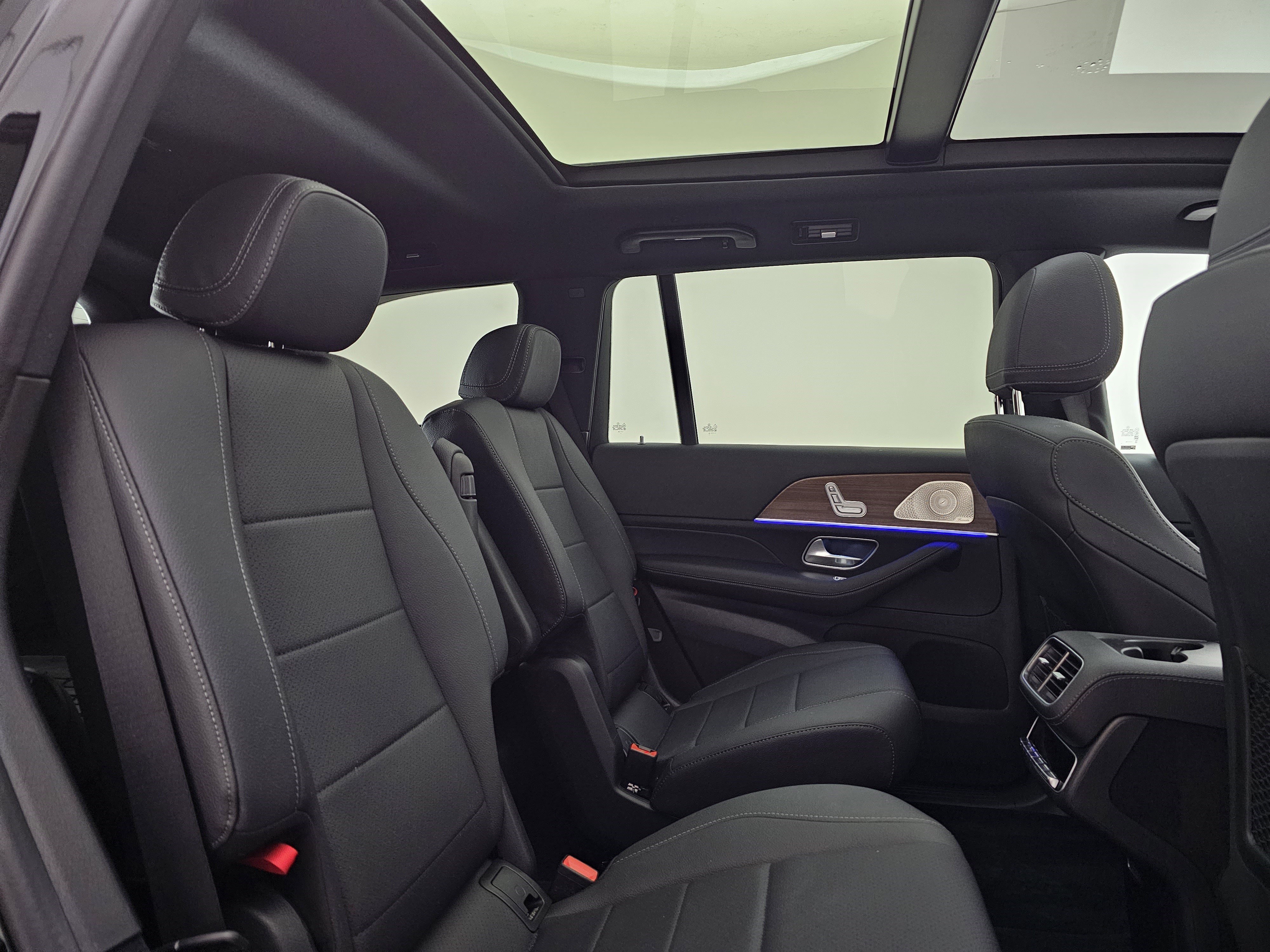 Certified 2024 Mercedes-Benz GLS 450 4MATIC image 25