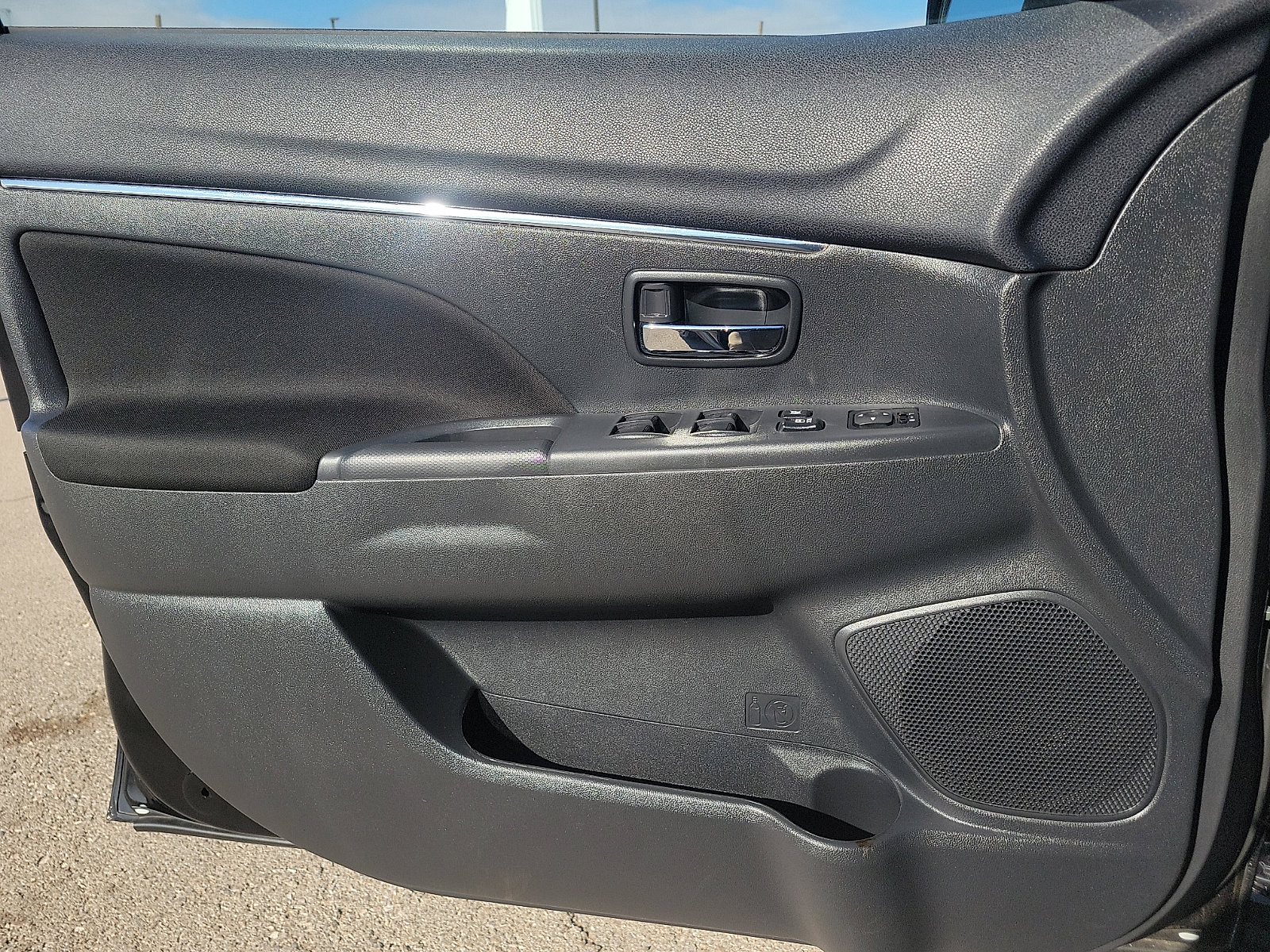 Used 2024 Mitsubishi Outlander Sport ES image 11